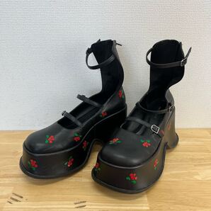 CHARLES & KEITH チャールズ&キース Carlisle カーライル プラットフォームメリージェーン 厚底 シューズ 靴 ローズ柄 39 25cm 10124623