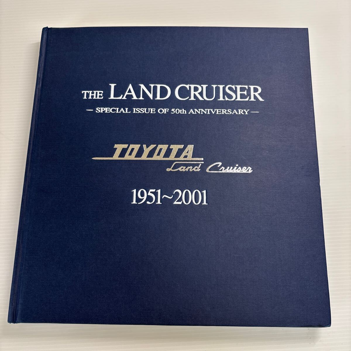 トヨタ ランドクルーザー 特別記念版 1951-2001 Yahoo!オークション -「(ランドクルーザー)50周年記念」の落札
