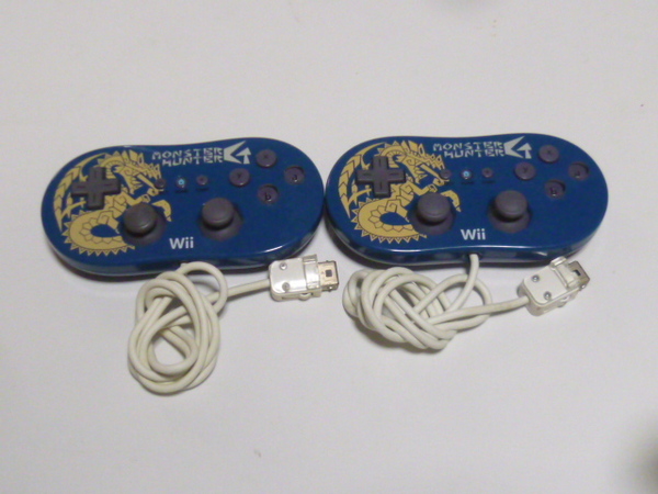 C15【動作確認済 600円から 即日発送 】任天堂 Wii クラシックコントローラー2個セット モンハン モンスターハンター仕様