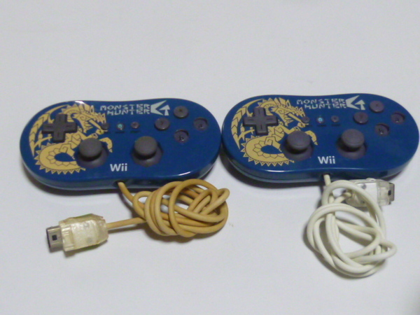 C16【動作確認済 600円から 即日発送 】任天堂 Wii クラシックコントローラー2個セット モンハン モンスターハンター仕様