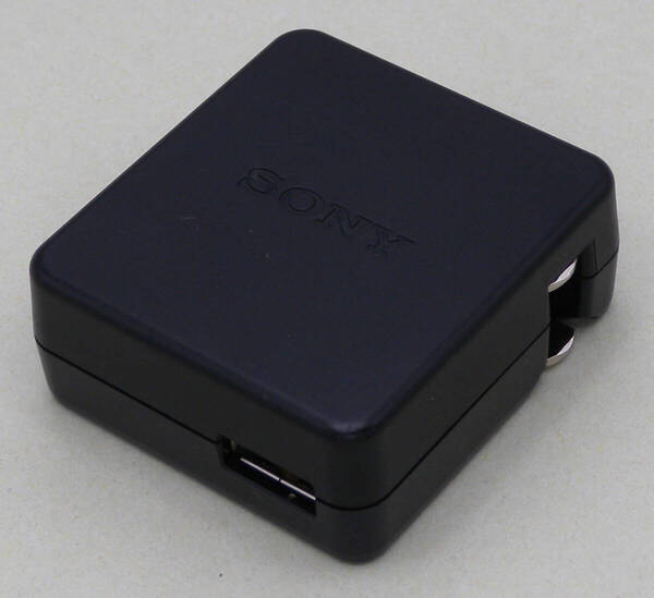送料無料 SONY ソニー 純正 USB バッテリーチャージャー 電源アダプタ ACアダプター 充電器 AC-UB10D 5V 0.5A 500mA 即決!