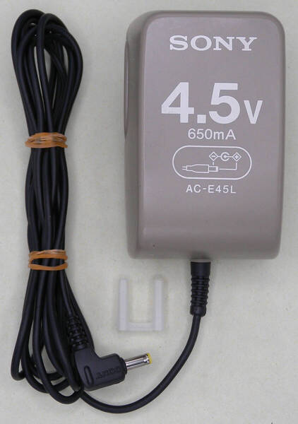 送料無料 SONY ソニー 純正 ACアダプター AC-E45L センタープラス 4.5V 650mA 0.65A DCプラグ外径 4mm 4ミリ 即決!