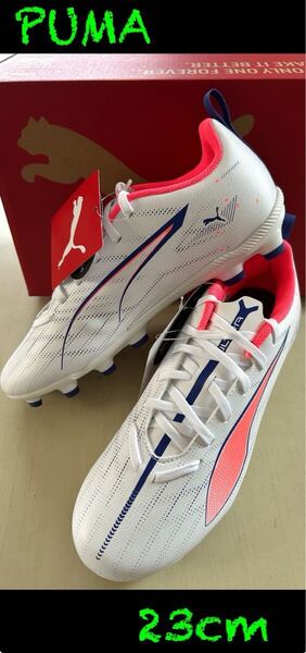 新品タグ付き 23㎝ PUMA プーマ サッカースパイク