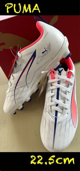 新品タグ付き 22.5㎝ PUMA プーマ サッカースパイク