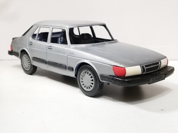サーブ900ターボ/模型/ミニカー/ディスプレイモデル/クラシック/SAAB900turbo/フィンランド製/輸入車/欧州/プラモデル/非売品/ビンテージ