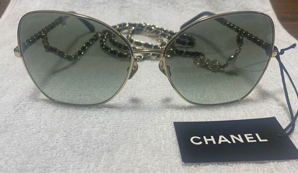CHANEL サングラス ゴールドグリーン バタフライシェイプ サングラス アイウェア