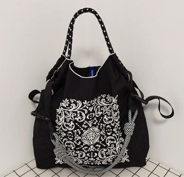 ボールアンドチェーン トートバッグ エコバッグ Mサイズ 黒 刺繍白
