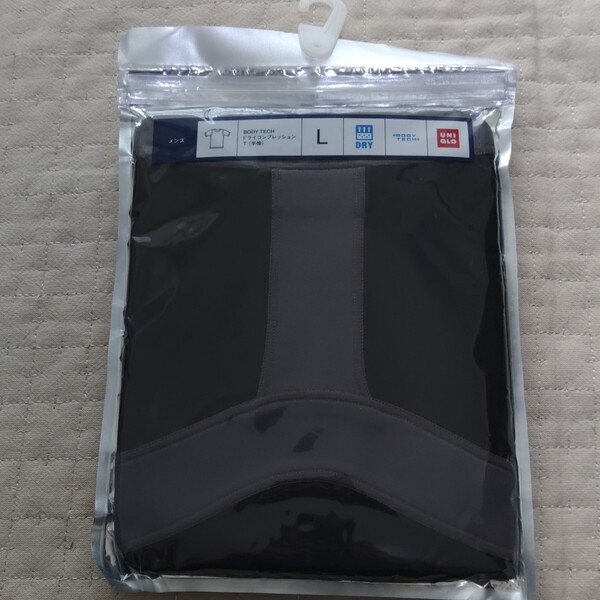 送料無料 BODY TECH ドライコンプレッション Tシャツ(半袖) ダークグレイ ユニクロ サイズL 新品未使用