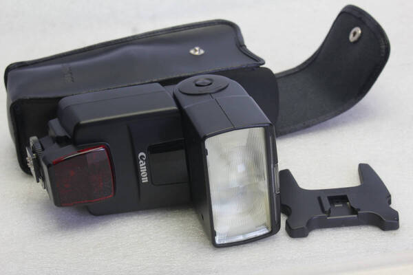 送料無料。即決。美品。キャノン Canon SPEEDLITE 550EX スピードライド フラッシュストロボ 管理1-25520100000r