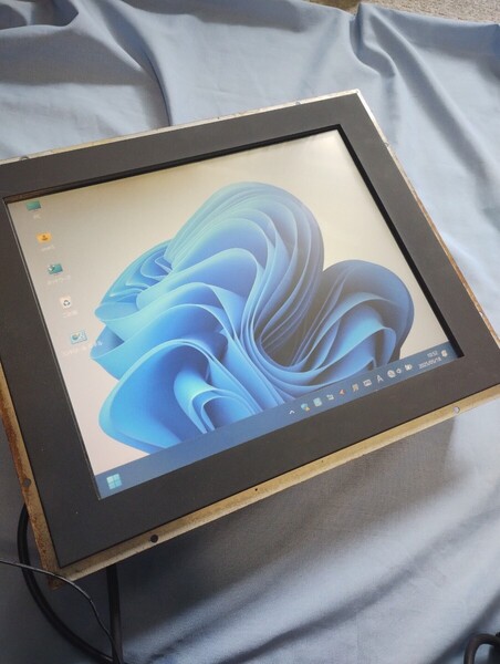 タッチパネルモニターMEE18型タッチセンサ付きTFTカラー液晶モニタ「TSD-T18Ⅲ-M」三菱電機エンジニアリング 出品者送料負担