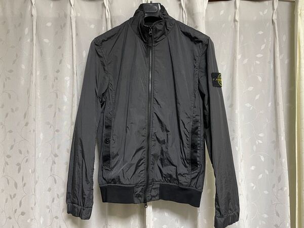 STONE ISLAND ストーンアイランド 防風ジャケット