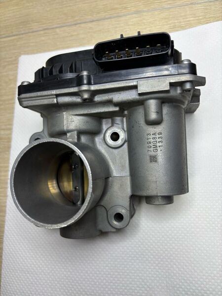 【送料無料】N-WGN DBA-JH1 スロットルボディ GMG8A 2017年