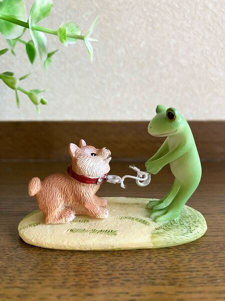 カエルのマスコット♪ Copeau コポー 帰らない柴犬とカエル かえるの置物