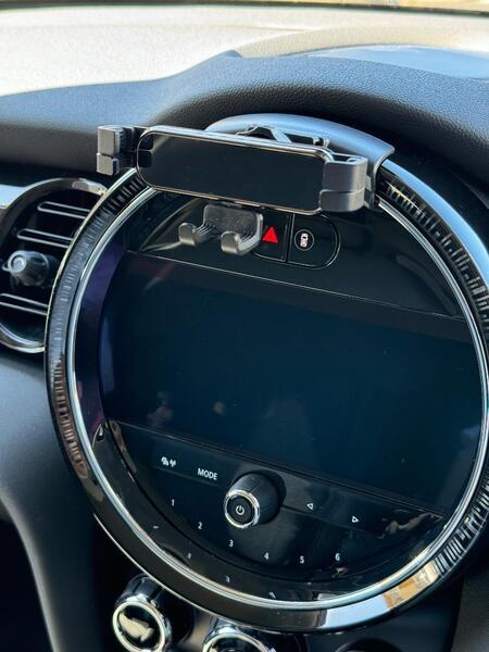 ミニ MINI LCI2以降新モニター用(2021年〜) スマホホルダー F54 F55 F56 F57 F60