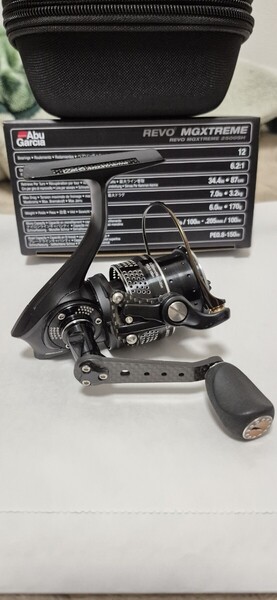 アブガルシア Revo MGXtreme レボ MGエクストリーム 2500SH スピニング リール