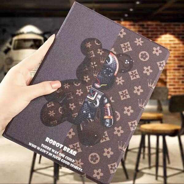 新品 ipad Pro 2024 11インチケース ベアブリック アイパッドケース ブラウン 新品 軽量 かわいい レザー ベア 高級高品質 カバー