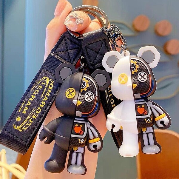 新品2点セット ベアブリック キーホルダー ロボット ストラップ付きキーリング ブラック/ホワイト アクセサリー クマ バッグチャーム