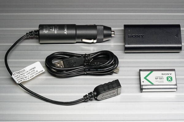 SONY ソニー アクセサリーキット ACC-DCBX 充電器 BC-DCX+純正バッテリー NP-BX1