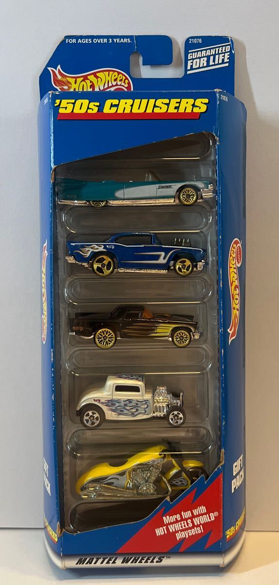 Hot Wheels 9-Car Gift Pack (Styles May Vary), Multicolor
