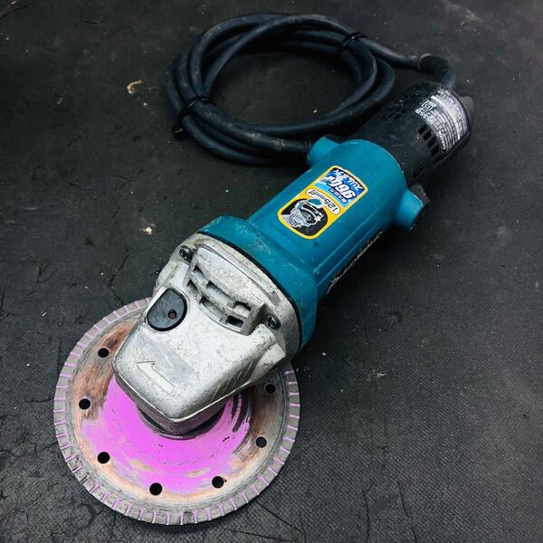 動作良好 送料無料 makita マキタ 125mm ディスクグラインダー 9535B カーボンブラシ新品