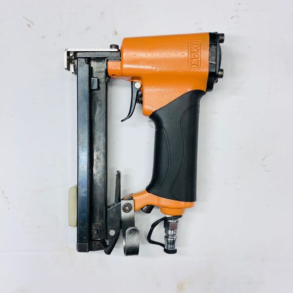 整備品 動作良好 送料無料 MAX マックス 常圧 4mm エアタッカー TA-20A/422J キュウオン