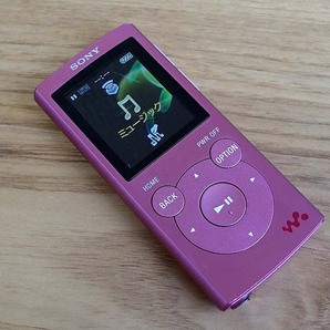 ◆◆SONY Walkman ソニーウォークマン NW-E062 2GB ライトピンク そこそこきれい 動作良好 バッテリー長持ち|NW-1043◆◆