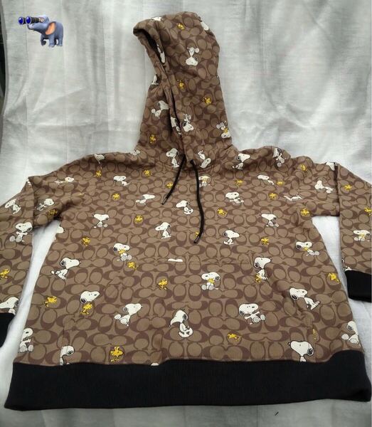 COACH X PEANUTS シグネチャー パーカー コーチ スヌーピー フィーディ コラボ スウェット M