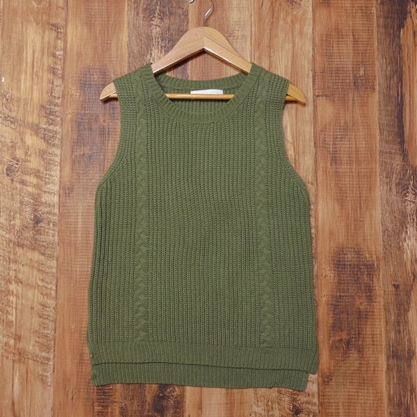 美品 セシルマクビー CECIL McBEE ノースリーブニットベスト レディース シンプル 重ね着 Mサイズ グリーン JY14