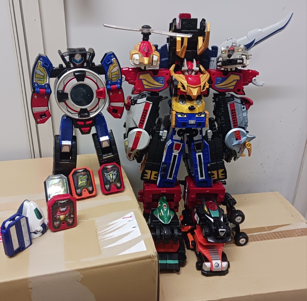 Amazon.co.jp: 玩具 戦隊 炎神戦隊ゴーオンジャー DX エンジン