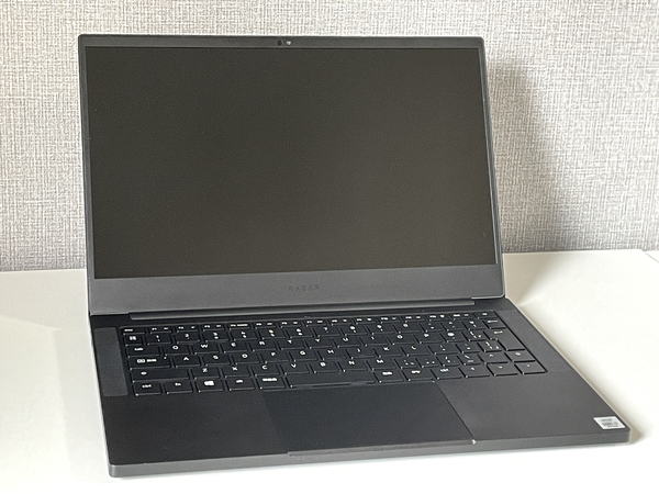 Razer Blade Stealth 13 RZ09-03101J72-R3J1