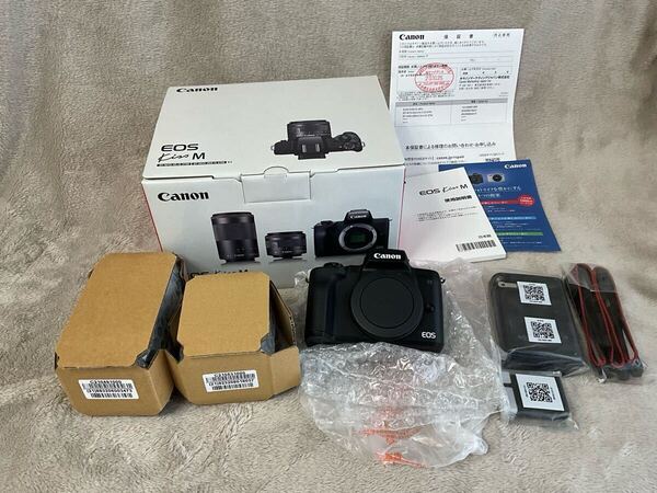 未使用品 Canon EOS Kiss M キヤノン ミラーレス一眼カメラ ダブルレンズキット