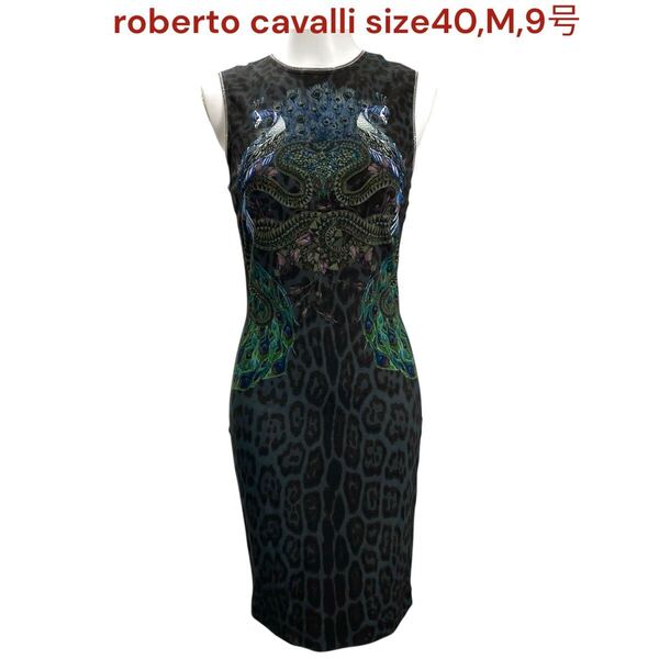 ロベルトカヴァリ レディース ワンピース 袖なし 膝丈 豹柄 40,M,9号 roberto cavalli ワンピ ノースリーブ タイト 孔雀プリント M5Q183