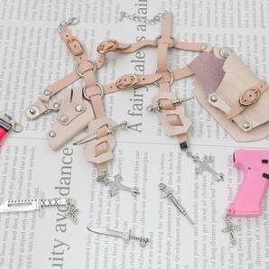 千葉DOLL工房 1/4ドール MDD L胸 血液バック 注射器 レザー エッチベルト 胸部ベルト 本革製 ナイフ 薄いピンク ピンク 銀 銃 注射器 十字