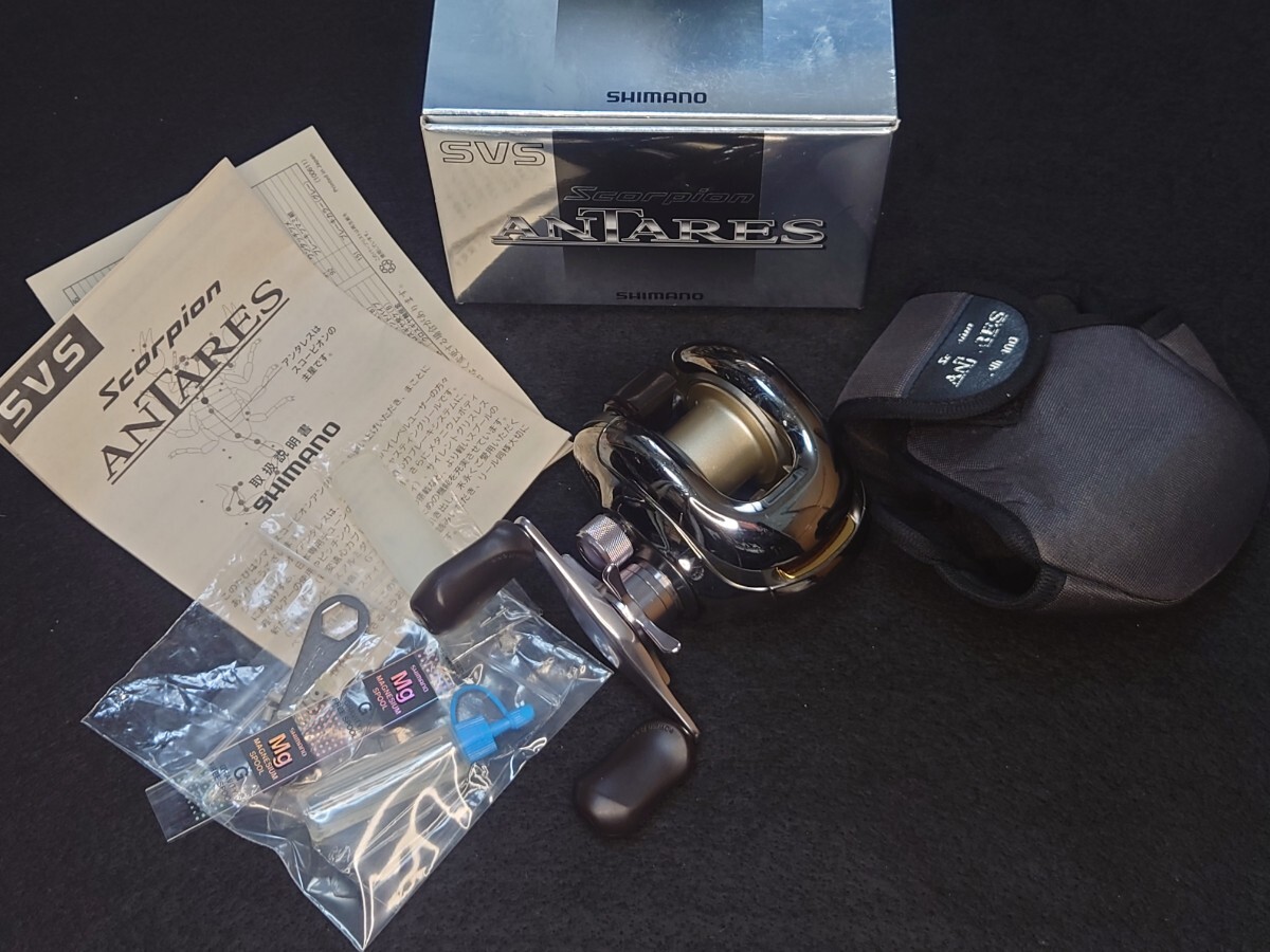 アンタレス RH220 右ハンドル 箱付き リール