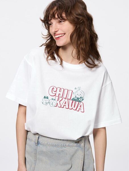GU × ちいかわ コラボTシャツ DJうさぎ柄 XLサイズ オフホワイト CHIIKAWA DJ Usagi T-Shirt XL Off-White Collaboration Tee 半袖Tシャツ