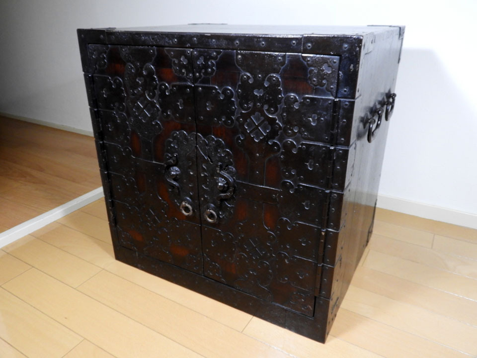 【最終価格】希少 時代物 明治期 和箪笥 時代箪笥 戦前 アンティーク アンティーク家具 明治期 前面ケヤキ材 和の風格漂う仙台箪笥