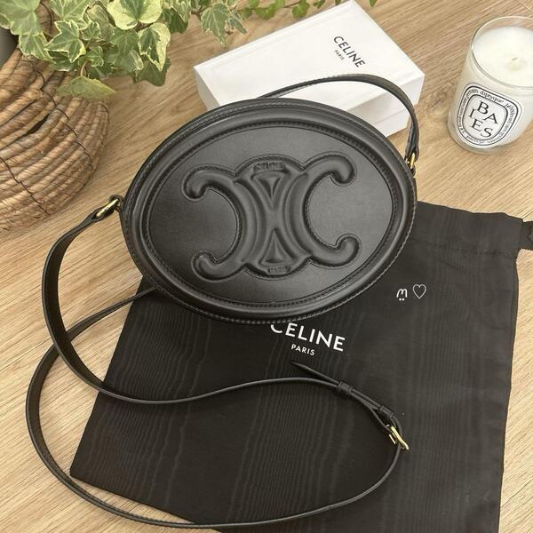 送料無料 セリーヌ オーバルバッグ キュイルトリオンフ 斜めがけショルダー CELINE Cuir Triomphe Oval Bag