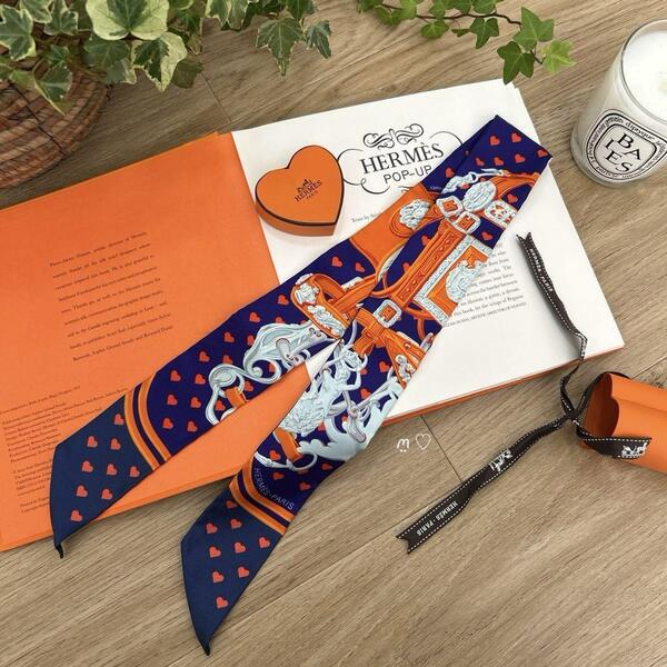 送料無料 エルメス ツイリー ブリッドドゥガララブ ハート柄 シルクスカーフ HERMES Brides de gala LOVE