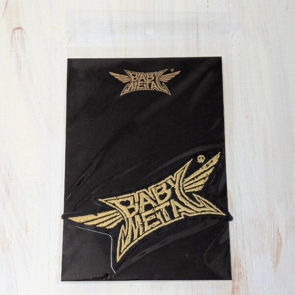 10 BABYMETAL BUDOKAN「クラッシュロゴ GOLD VER. 」ステッカーワッペン ベビーメタル