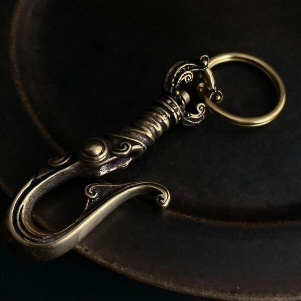 224 真鍮 キーホルダー キーリング キーフック フック ゴシック ビンテージ レトロ アンティーク アクセサリー パーツ ハンドメイド 金色