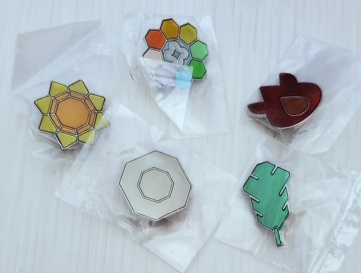 Yahoo!オークション -「ポケモン ジム バッジ」の落札相場・落札価格