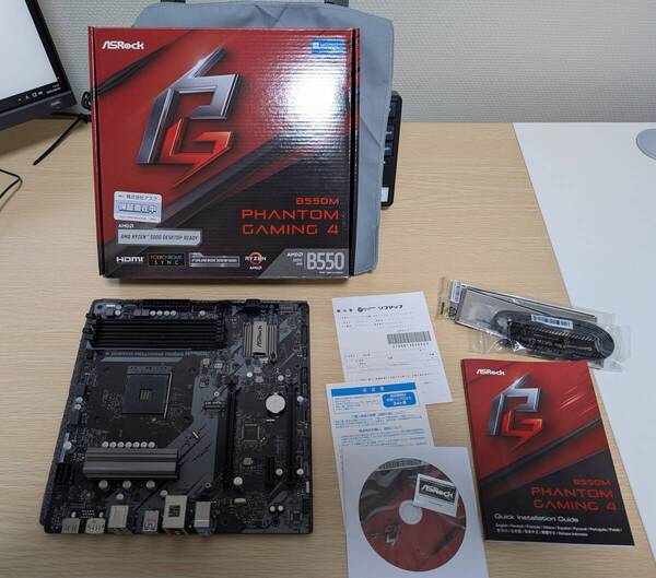 ★★ASRock B550M PHANTOM GAMING 4 中古美品!マザーボード AMD SocketAM4 メモリDDR4★★