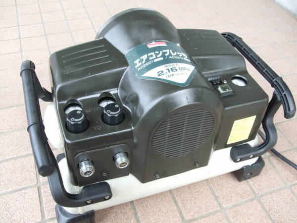 分解整備済み マキタ makita エアーコンプレッサー AC2211 一般圧専用 稼動品 50Hz用 S/N9284(№1191)