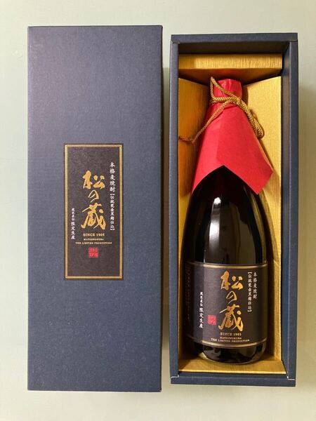 最高級品 高島屋 本格的麦焼酎 松の蔵 限定生産宮崎県・佐藤焼酎製造場 本格麦焼酎 松の蔵 限定生産麦焼酎40度720ml