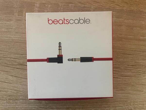 Beats by Dr Dre MHE12G/A