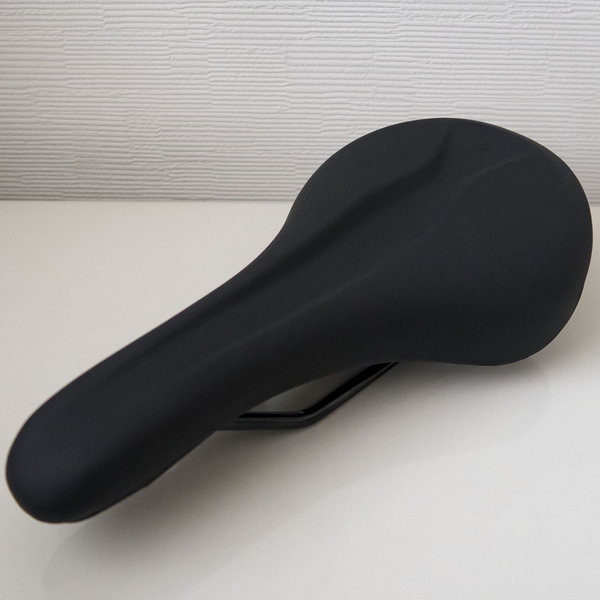 新品 未使用 送料無料 SPECIALIZED スペシャライズド BRIDGE SPORT ブリッジ スポーツ SADDLE サドル ロード バイク クロスバイク 自転車