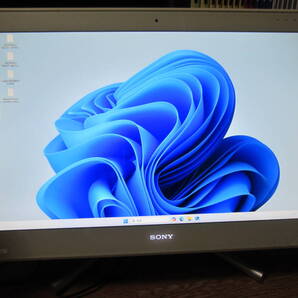 24型FHD液晶搭載一体型PC ソニーVPCL247FJを売ります。