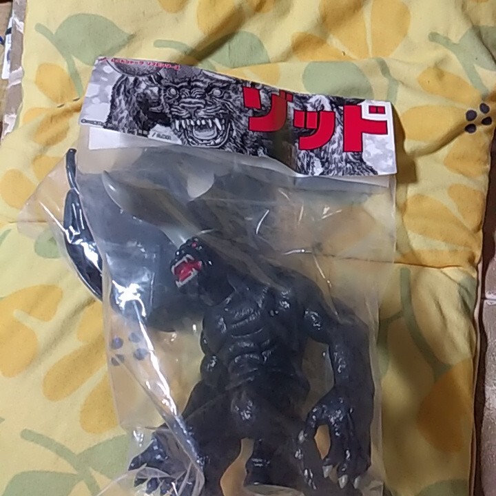 ベルセルク ドラゴンころし ゾッド血飛沫 ソフビ　130号 ワンフェス 新品 ベルセルク ドラゴンころし ゾッド血飛沫 ソフビ 130号