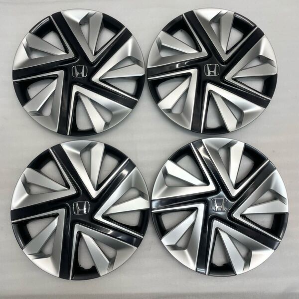 良品☆HONDA ホンダ純正☆シャトル☆GP7.8 GK8.9☆15インチ 純正ホイールキャップ☆4枚set☆44733-TD4-J01☆シルバー×ブラック