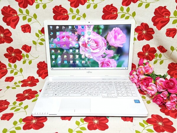 最新Windows11搭載/新品マウス付き/大人気富士通 LIFEBOOKホワイト色/ソフト多数インストール/大容量SSD256G/高速8GB/DVD焼き/オフィス!